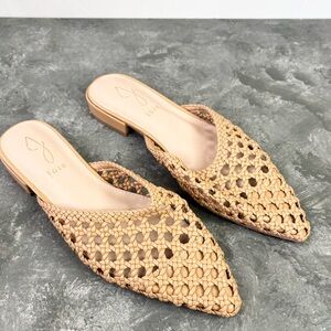 Joie Behold woven mule tan pointed toe size 7.5